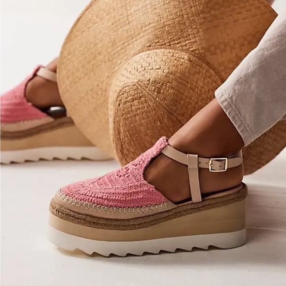 Free People Shoes - Free People Pink Knit Platform Espadrille Sandals